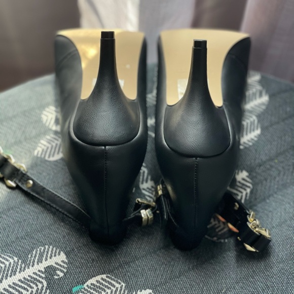 Free with any purchased! - Picture 1 of 4